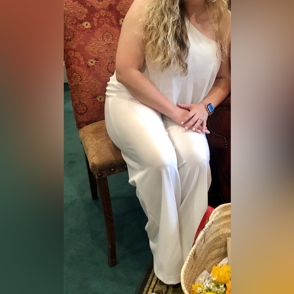 Calvin Klein One-Shoulder White Jumpsuit Size 12 - Picture 2 of 11